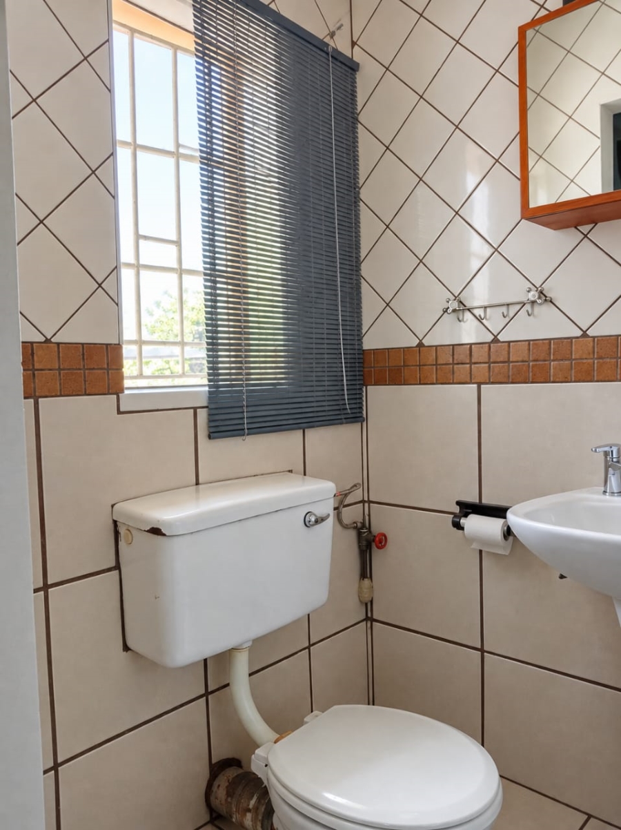 3 Bedroom Property for Sale in Kroonheuwel Free State